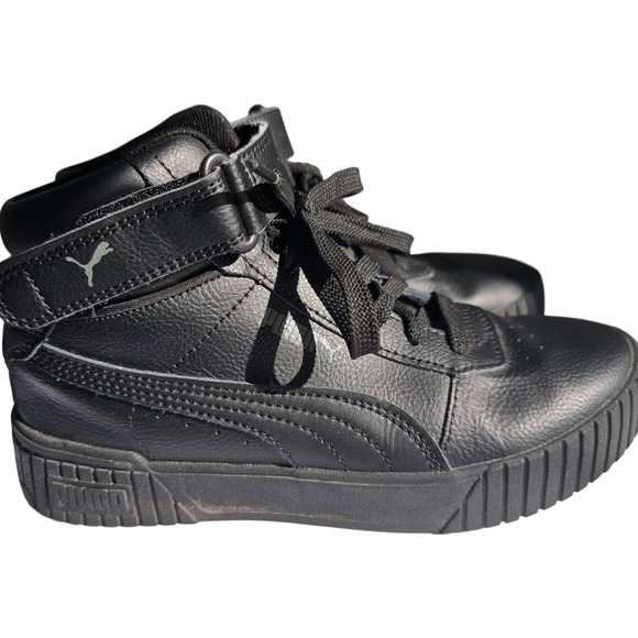 Puma Shoes - PUMA - Black 6.5 - Women's Mid Top Sneakers‎ - Great Condition